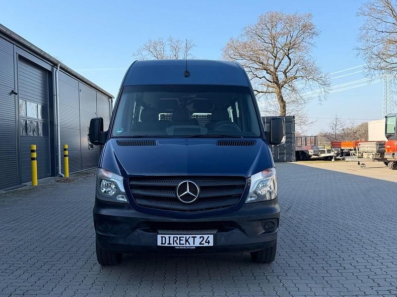 Gebraucht Mercedes Sprinter 114 PS (83 kW) 2018 Blau Van