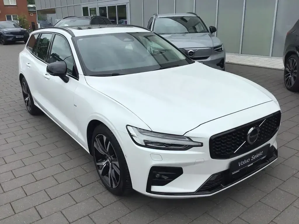 Occasion Volvo V60 Plus 197 ch (144 kW) 2024 Blanc Break