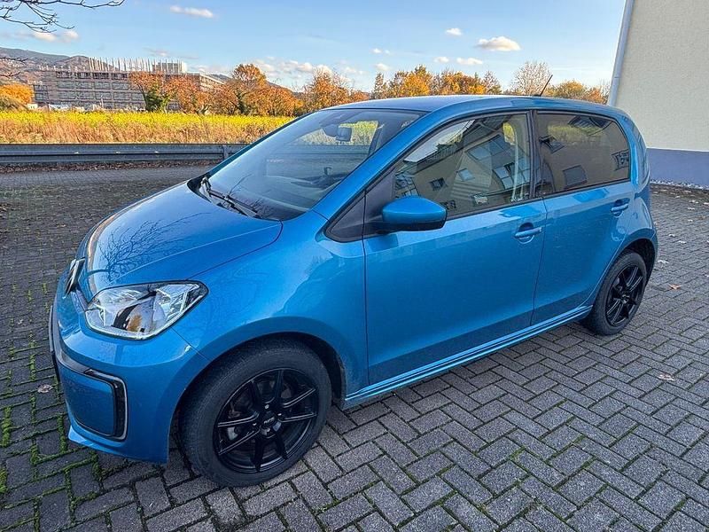 Blau Gebraucht 2021 VW e-up! Move Kleinwagen | 12.490 € (Guter Preis) - Bild 1/4
