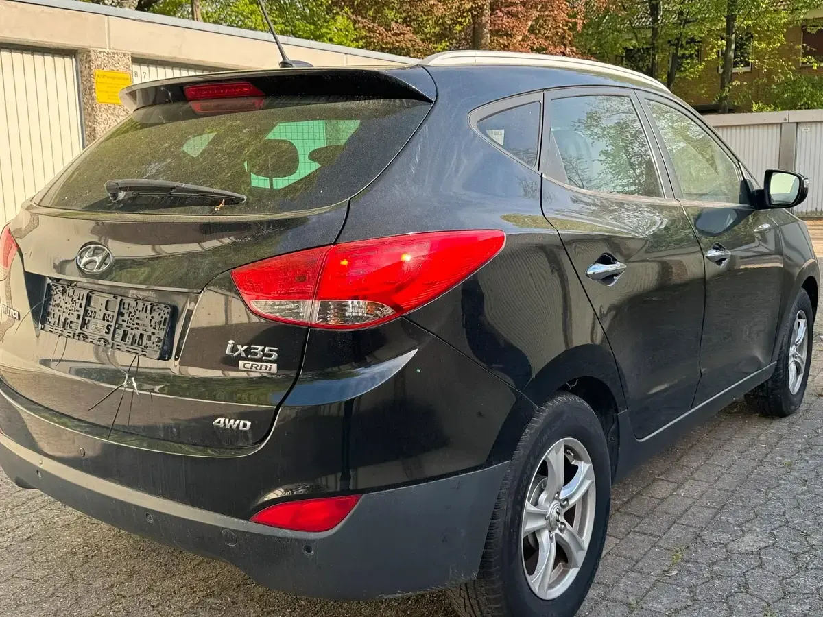 Gebraucht Hyundai ix35 184 PS (135 kW) 2011 Schwarz SUV