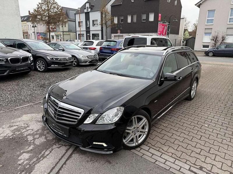 Gebraucht Mercedes E350 AMG 292 PS (214 kW) 2009 Schwarz Kombi