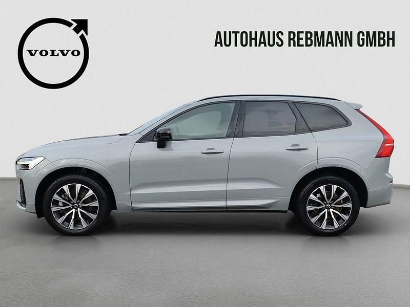 Gebraucht Volvo XC60 Plus 197 PS (144 kW) 2023 Vapour grey / metallic SUV