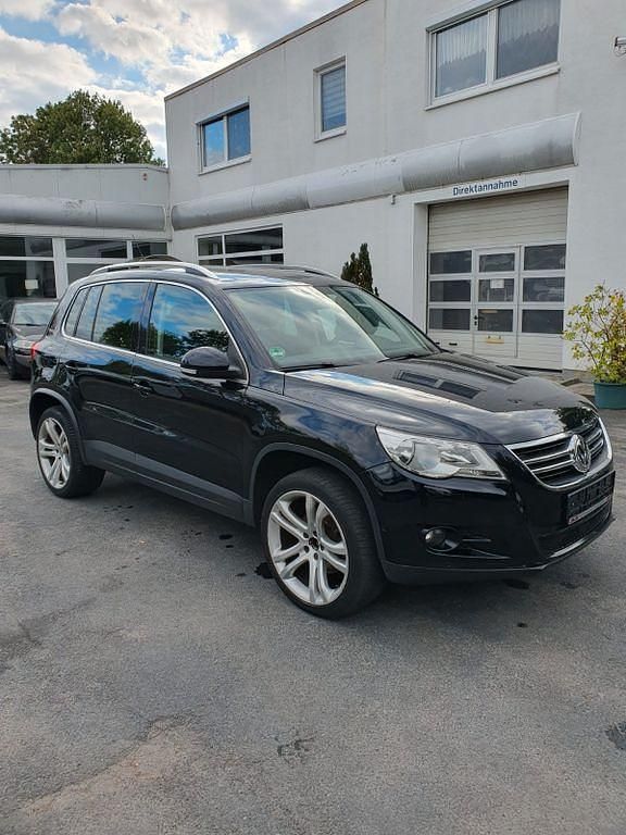 Gebraucht VW Tiguan Freestyle 150 PS (110 kW) 2010 Schwarz SUV