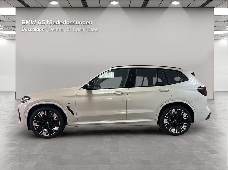 Gebraucht BMW iX3 Impressive 210 kW (286 PS) 2023 Weiß SUV