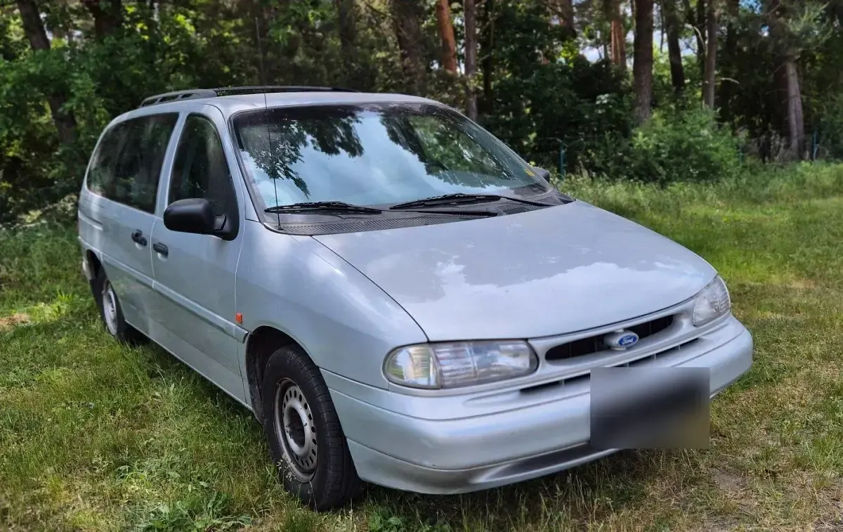 Gebraucht Ford Windstar 148 PS (108 kW) 1996 Silber Van / Kleinbus