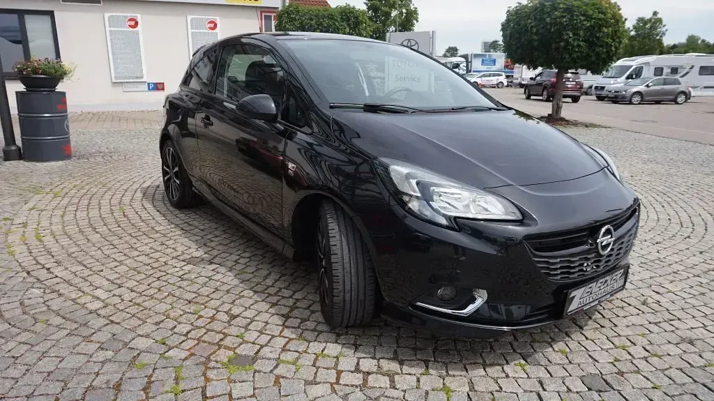 Gebraucht Opel Corsa Color Edition 90 PS (66 kW) 2015 Schwarz Kleinwagen