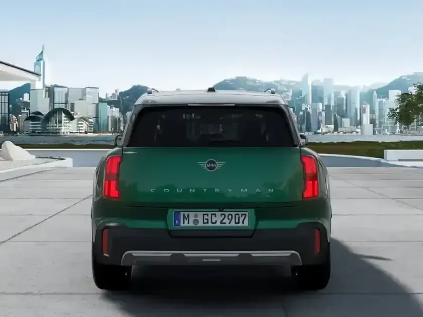 Gebraucht Mini Cooper Countryman 156 PS (114 kW) 2025 British racing green (dunkelgrün) SUV