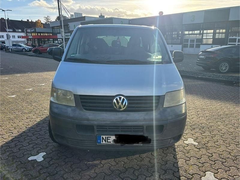 Gebraucht VW T5 131 PS (96 kW) 2006 Grau Van