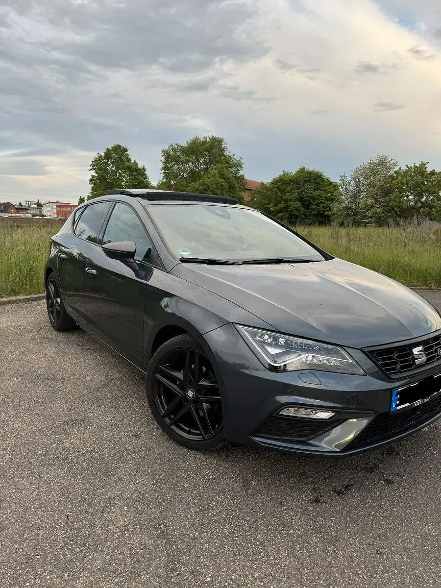 Gebraucht Seat Leon Beats 150 PS (110 kW) 2020 Grau Limousine
