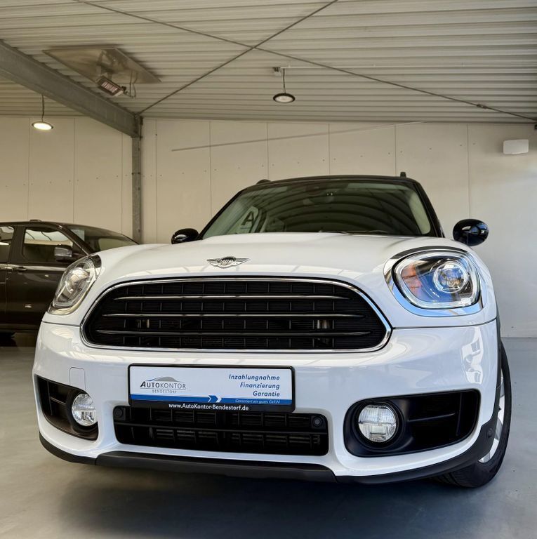 Weiß Gebraucht 2017 Mini Cooper Countryman SUV | 17.890 € (Fairer Preis) - Bild 1/4