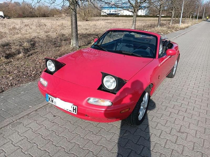 Gebraucht Mazda MX5 116 PS (85 kW) 1993 Rot Cabrio