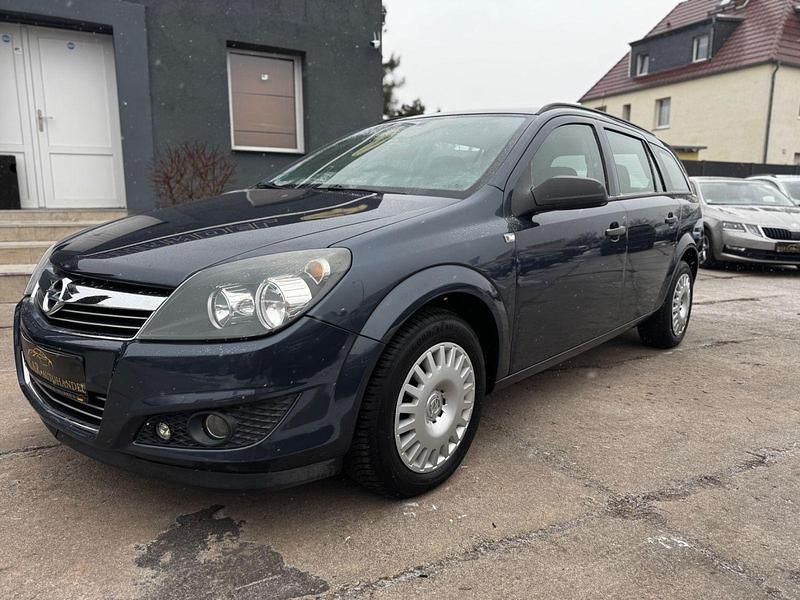 Gebraucht Opel Astra Selection 116 PS (85 kW) 2009 Blau Kombi