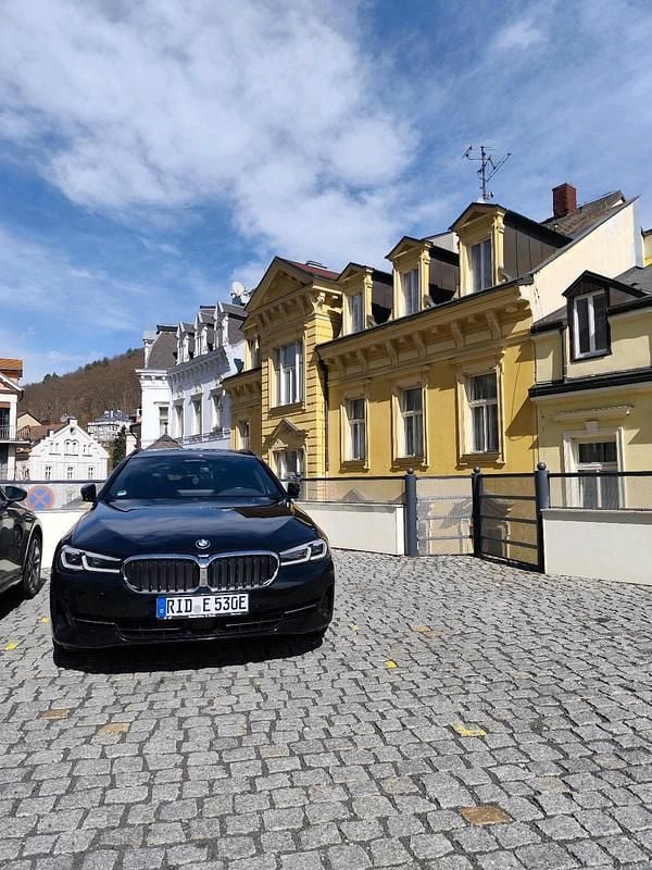 Gebraucht BMW 530 292 PS (214 kW) 2021 Schwarz Kombi
