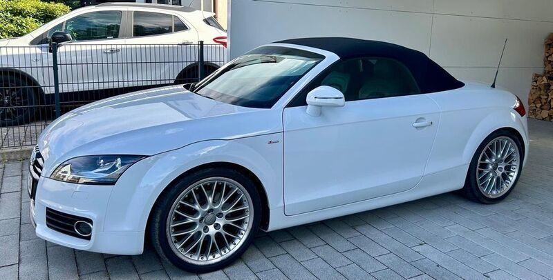 Weiß Gebraucht 2012 Audi TT Roadster Sport Cabrio | 15.900 € (Fairer Preis) - Bild 1/4