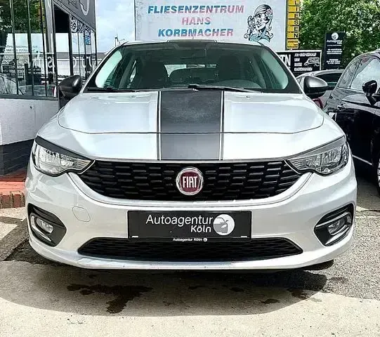Gebraucht Fiat Tipo Pop 160 PS (117 kW) 2017 Grau Limousine