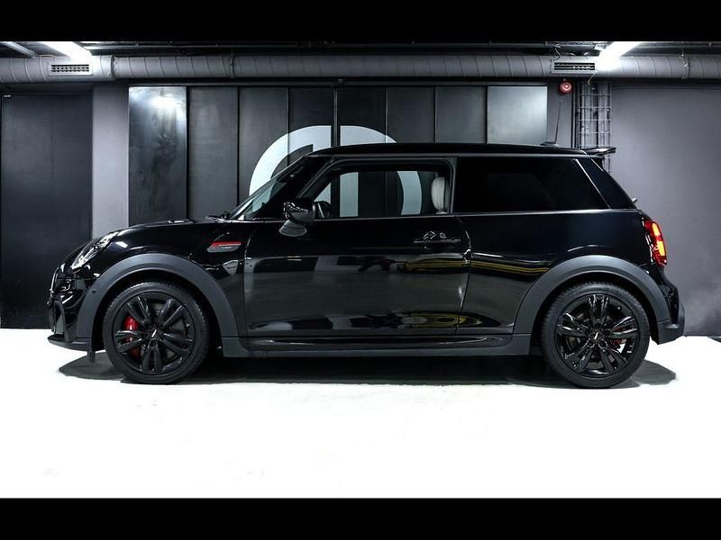 Gebraucht Mini John Cooper Works 231 PS (169 kW) 2022 Schwarz Kleinwagen