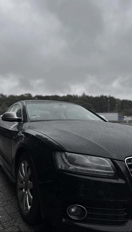 Schwarz Gebraucht 2009 Audi A5 S-Line Coupé | 6.400 € (Fairer Preis) - Bild 1/4