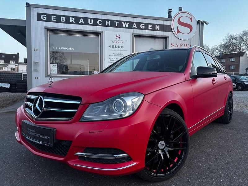 Gebraucht Mercedes C250 204 PS (150 kW) 2013 Silber Kombi