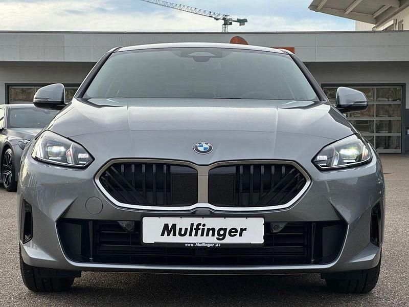 Gebraucht BMW 120 156 PS (114 kW) 2026 Grau Kleinwagen