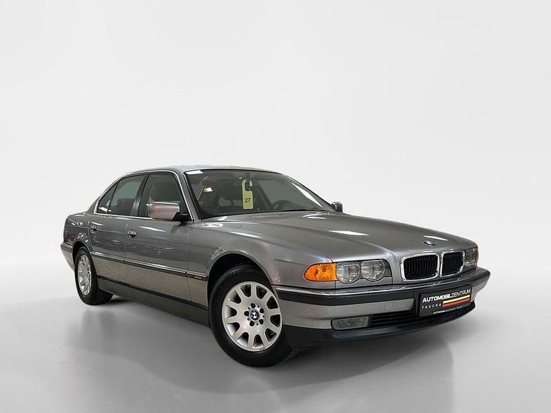 Gebraucht BMW 735 238 PS (175 kW) 2000 Grau Limousine