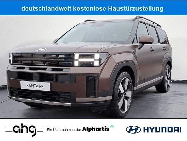 Braun Gebraucht 2025 Hyundai Santa Fe Signature SUV | 54.990 € - Bild 1/4