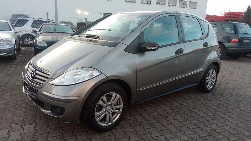 Grau Gebraucht 2008 Mercedes A150 Kleinwagen | 5.350 € (Fairer Preis) - Bild 1/4
