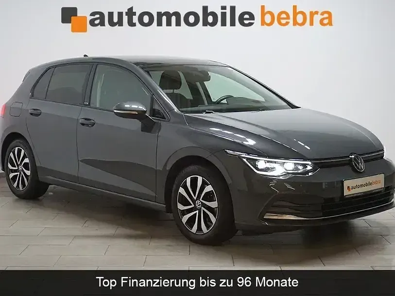 Gebraucht VW Golf VIII Active 150 PS (110 kW) 2022 Grau Limousine