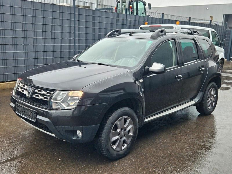 Gebraucht Dacia Duster Prestige 125 PS (91 kW) 2016 Schwarz SUV