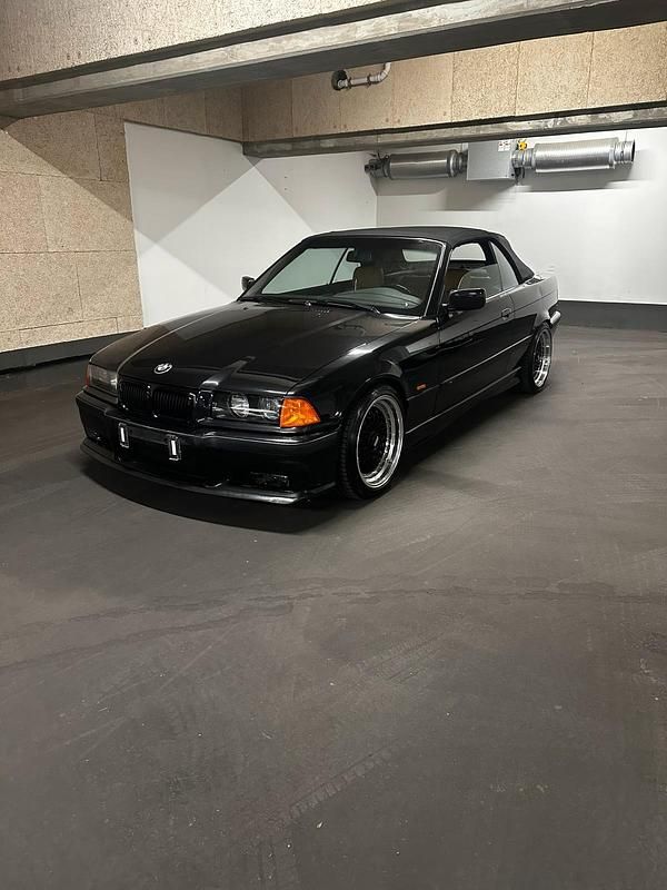 Gebraucht BMW 328 Cabriolet 193 PS (141 kW) 1997 Schwarz Cabrio