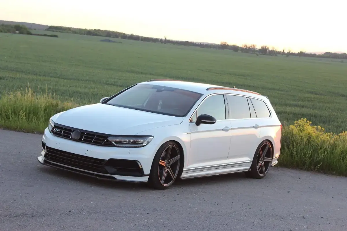 Gebraucht VW Passat Highline 280 PS (205 kW) 2017 Weiß Kombi