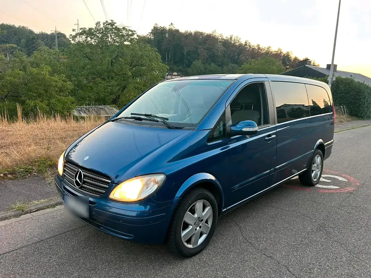 Gebraucht Mercedes Viano 150 PS (110 kW) 2008 Blau Van / Kleinbus