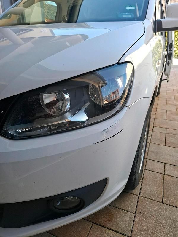 Gebraucht VW Caddy Edition 102 PS (75 kW) 2014 Weiß Van / Kleinbus