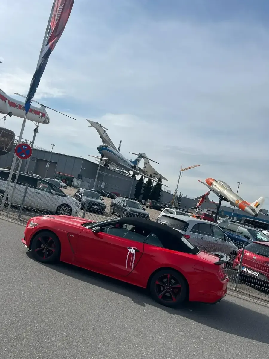 Gebraucht Ford Mustang 314 PS (230 kW) 2023 Rot Cabrio
