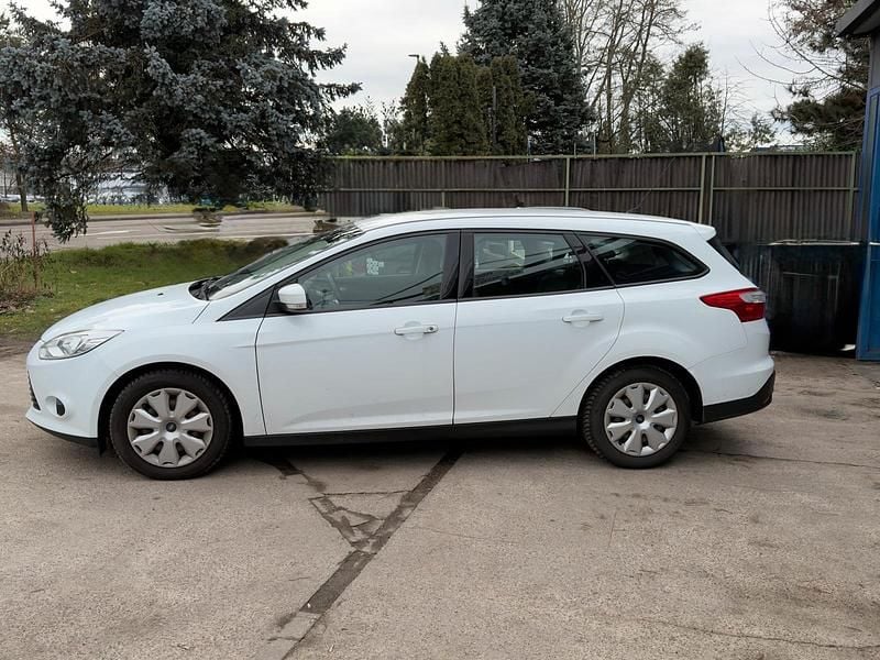 Second-hand Ford Focus 100 CP (73 kW) 2015 Alb Break