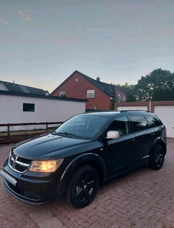 Schwarz Gebraucht 2009 Dodge Journey SUV | 3.200 € (Guter Preis) - Bild 1/4