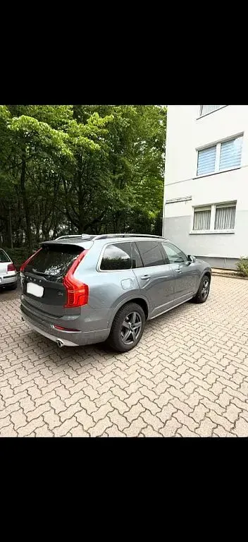 Gebraucht Volvo XC90 Momentum 235 PS (172 kW) 2018 Silber SUV