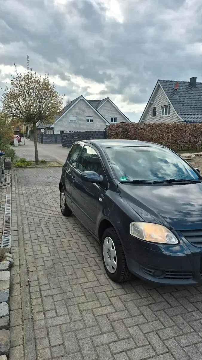 Usata VW Fox 55 CV (40 kW) 2008 Grigio Utilitaria