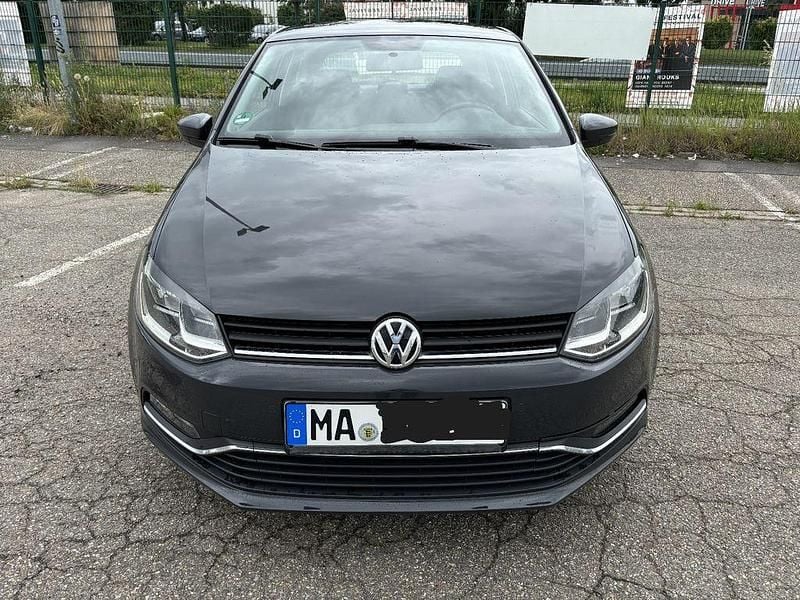 Gebraucht VW Polo Comfortline 90 PS (66 kW) 2015 Grau Kleinwagen