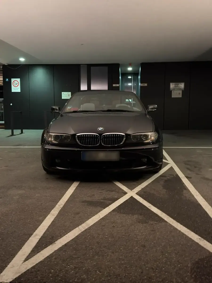 Gebraucht BMW 320 Cabriolet 170 PS (125 kW) 2003 Schwarz Cabrio