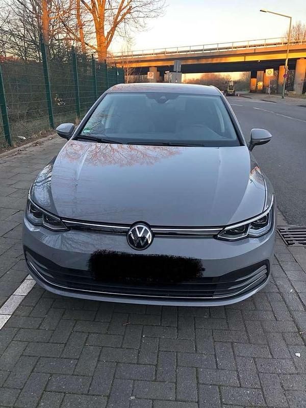 Grau Gebraucht 2020 VW Golf VII Style Kleinwagen | 20.999 € (Fairer Preis) - Bild 1/3