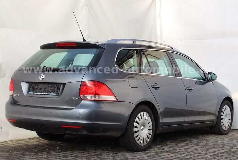 Gebraucht VW Golf V Comfortline 105 PS (77 kW) 2009 Grau Kombi