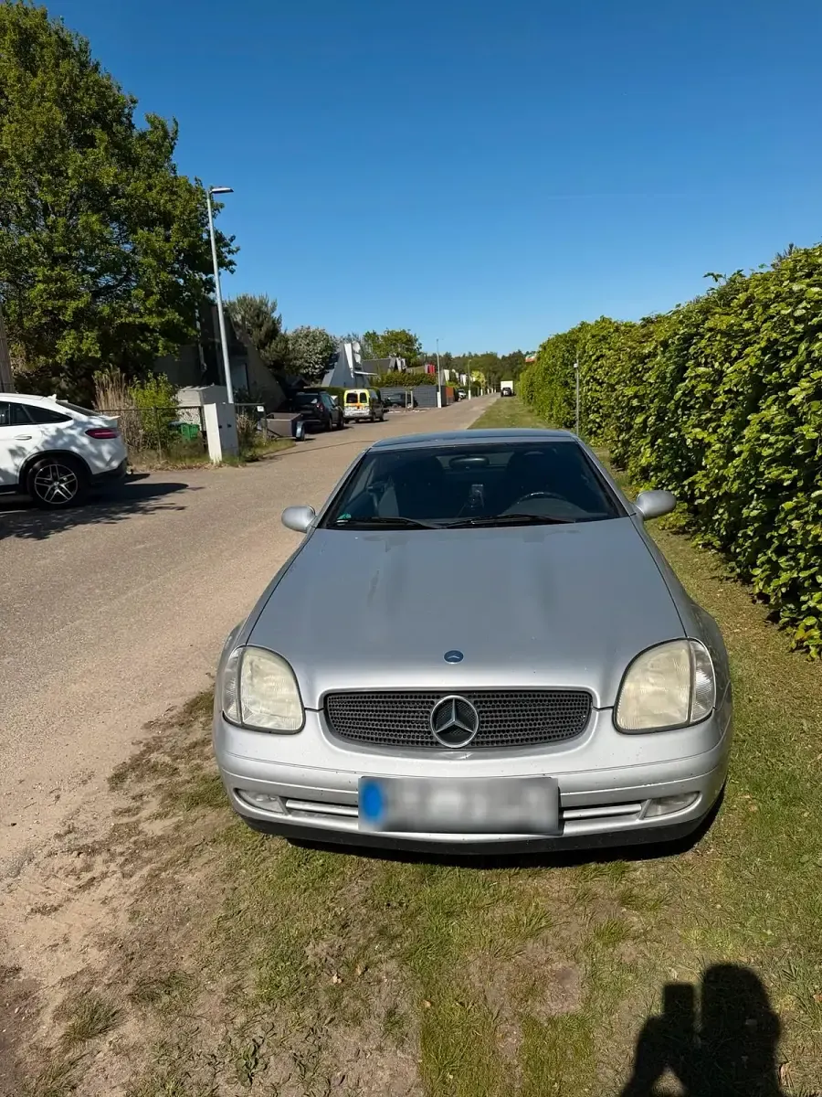 Second-hand Mercedes SLK200 143 CP (105 kW) 2000 Argintiu Cabrio