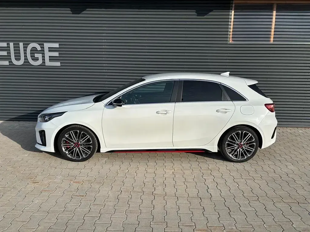 Gebraucht Kia Ceed GT 204 PS (150 kW) 2019 Weiß Limousine