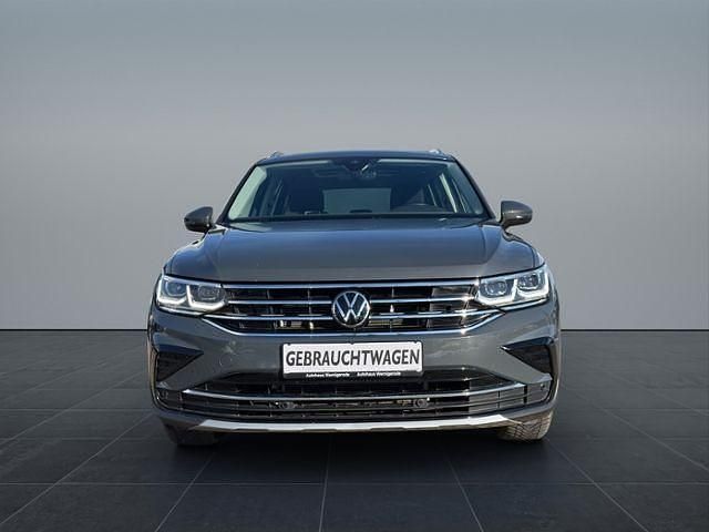 Gebraucht VW Tiguan Elegance 150 PS (110 kW) 2022 Delfingrau metallic SUV