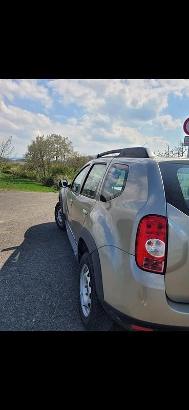 Usata Dacia Duster 2012 Oro SUV