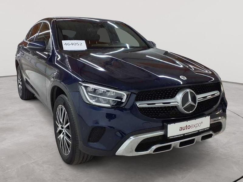 Cavansitblau metallic Gebraucht 2022 Mercedes GLC300 Coupé | 36.890 € (Superpreis) - Bild 1/4