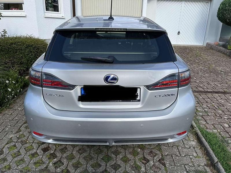 Gebraucht Lexus CT200h 99 PS (72 kW) 2012 Limousine