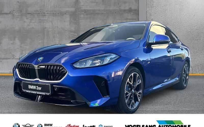 Blau Gebraucht 2025 BMW 220 Shadowline Coupé | 41.900 € (Teuer) - Bild 1/4