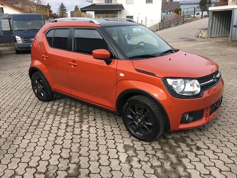 Gebraucht Suzuki Ignis 90 PS (66 kW) 2017 Rot SUV