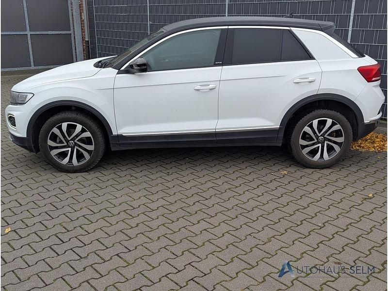 Gebraucht VW T-Roc Active 150 PS (110 kW) 2021 Weiss SUV